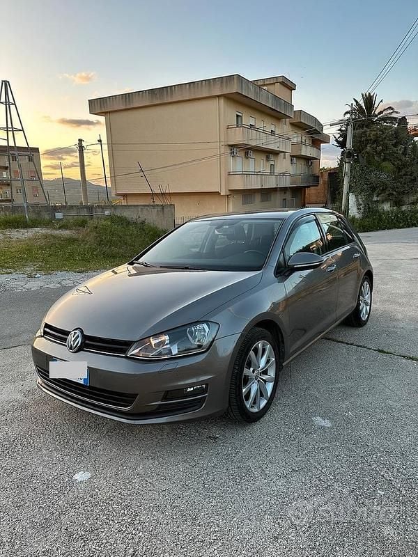 Usata VW Golf VII 110 CV (80 kW) 2015 Grigio Berlina