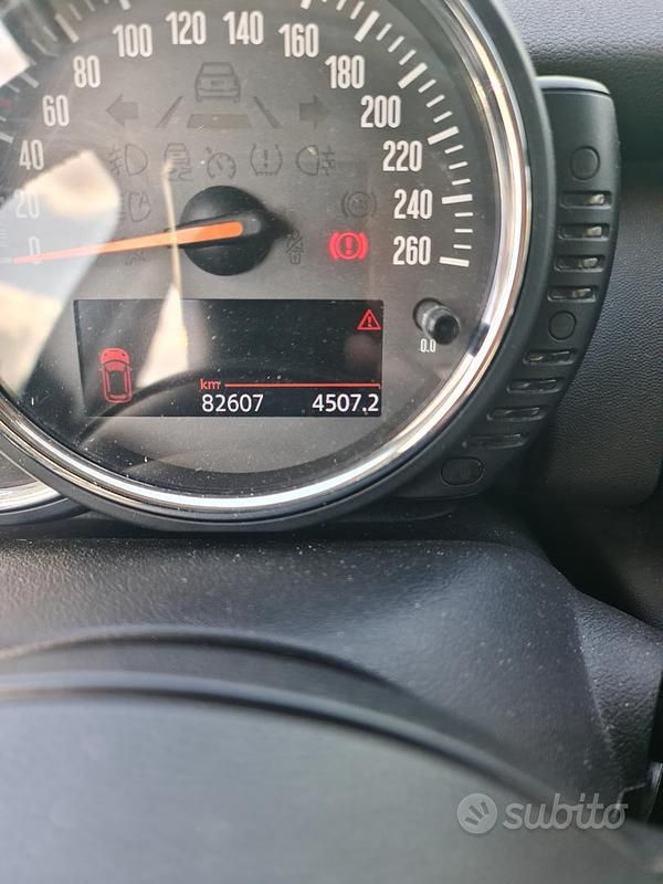 Usata 2017 Mini Cooper Due volumi | 11.200 € (Super prezzo) - Immagine 1/4