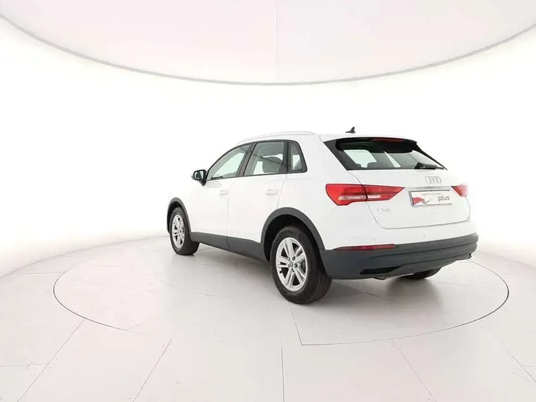 Usata Audi Q3 Ambiente 150 CV (110 kW) 2020 Bianco SUV