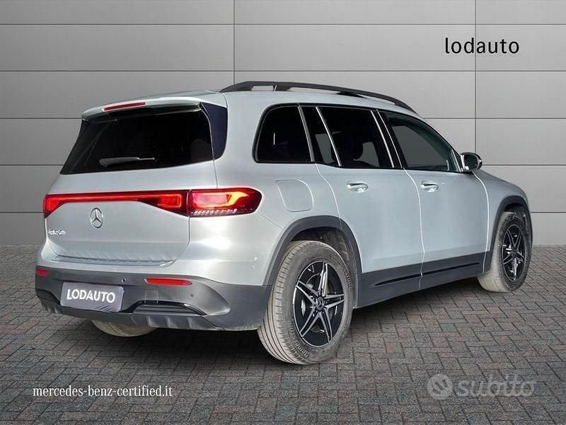 Usata Mercedes EQB250+ Premium 94 kW (129 CV) 2024 Argento SUV