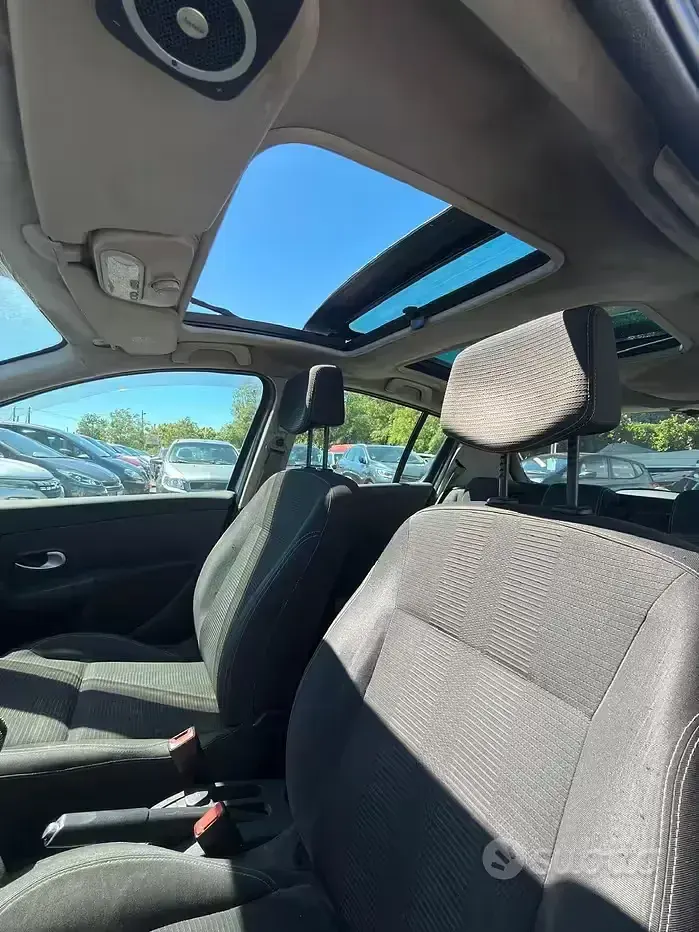 Usata Ford C-MAX Titanium 116 CV (85 kW) 2014 Grigio Monovolume