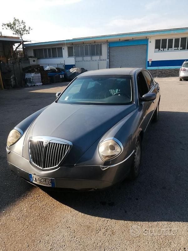 Usata Lancia Thesis 215 CV (158 kW) 2002 Grigio Berlina