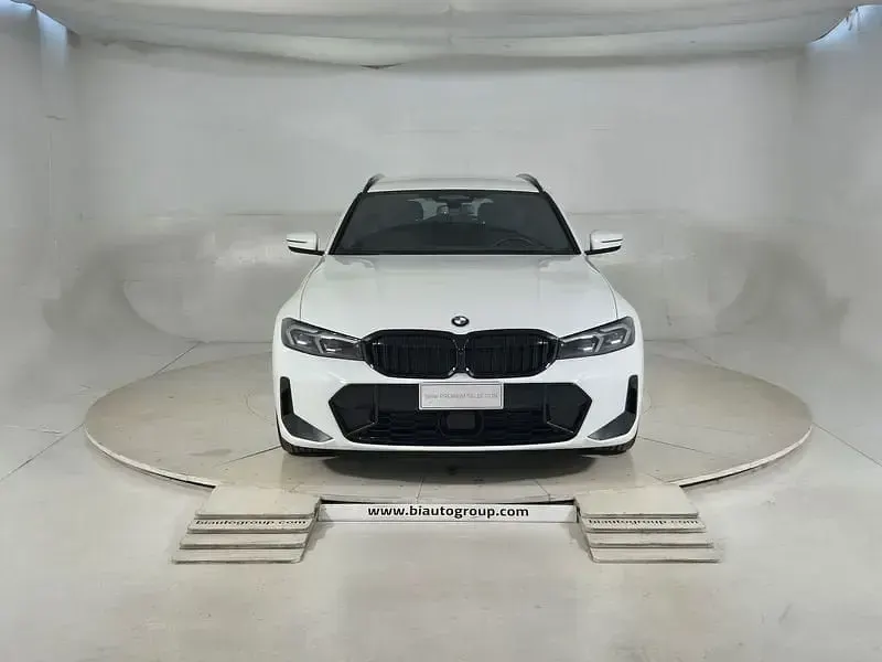 Usata BMW 320e M Sport 2025 Bianco Station wagon