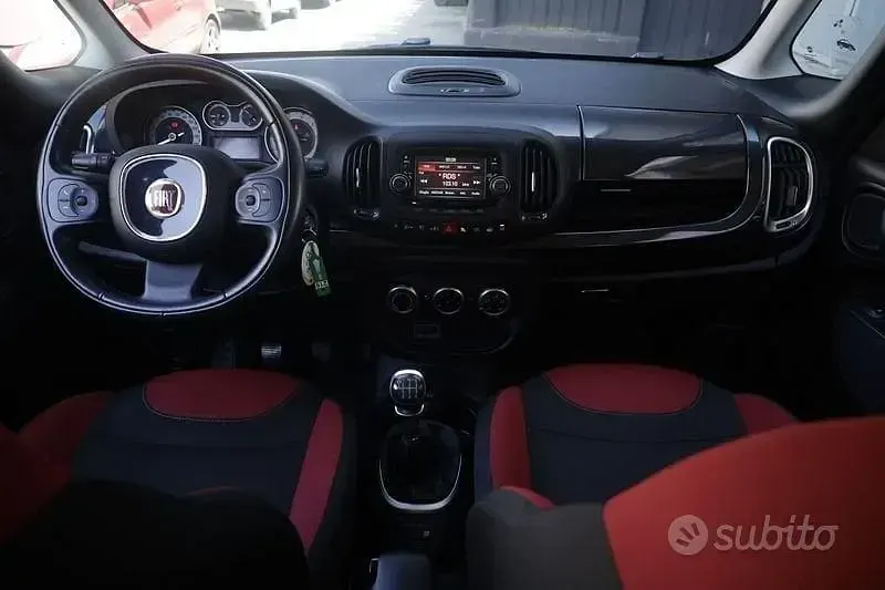 Usata Fiat 500L Living 105 CV (77 kW) 2015 Grigio scuro Monovolume