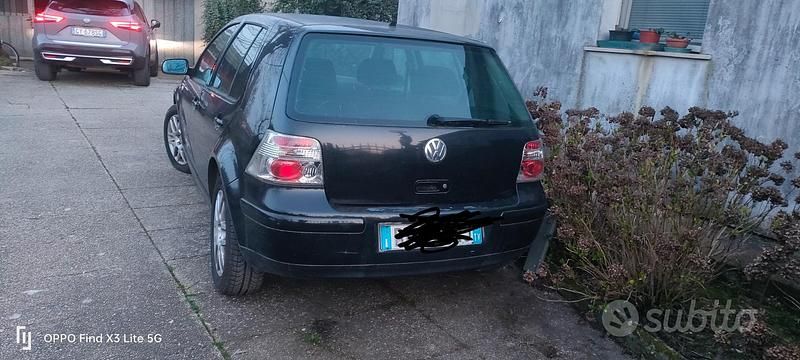 Usata VW Golf IV 105 CV (77 kW) 2001 Nero Berlina