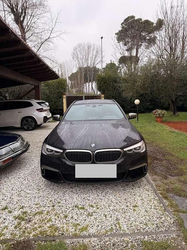 Usata BMW 550 Comfort Edition 400 CV (294 kW) 2020 Nero Station wagon