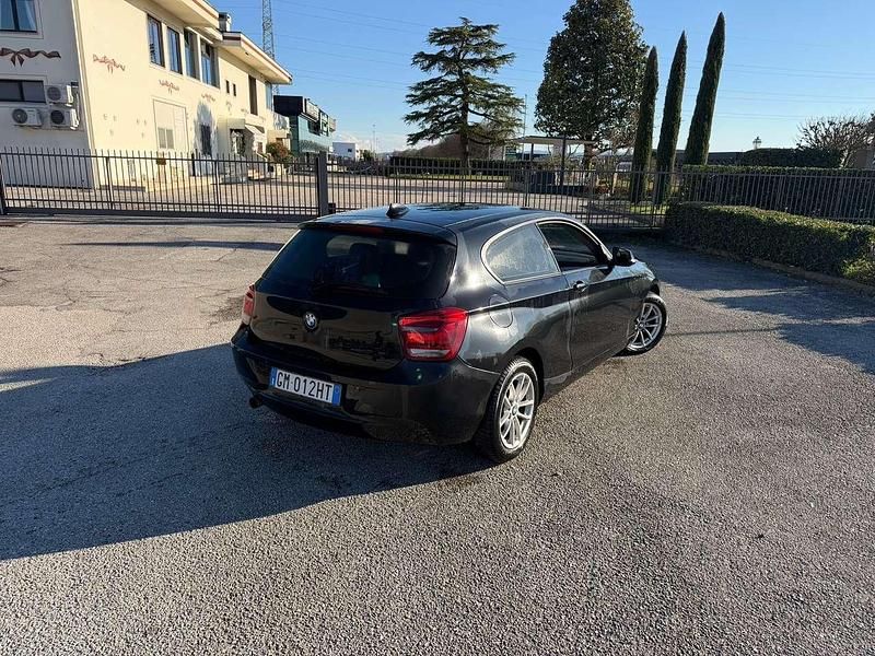 Usata BMW 114 Sport Line 95 CV (69 kW) 2012 Other Utilitaria