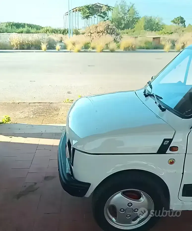 Usata Fiat 126 24 CV (17 kW) 1983 Bianco Utilitaria