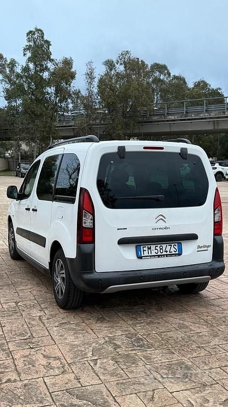 Usata Citroën Berlingo XTR 120 CV (88 kW) 2018 Bianco Monovolume