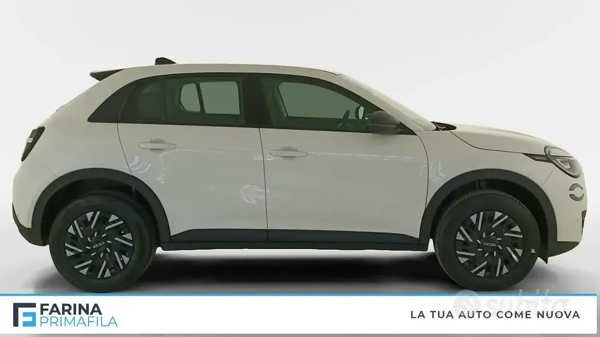 Nuova Fiat 600 Pop 101 CV (74 kW) 2026 Bianco SUV