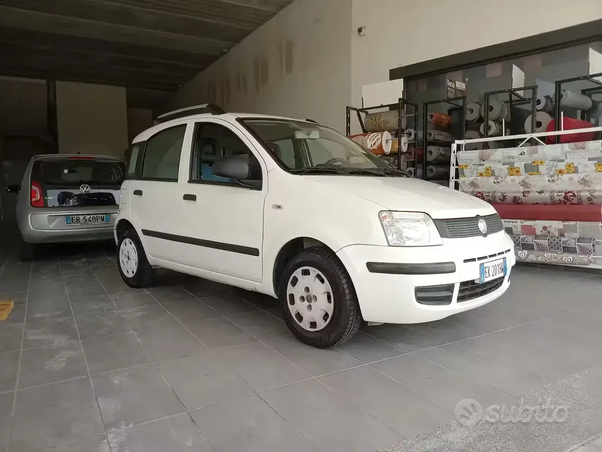 Usata Fiat Panda Dynamic 69 CV (50 kW) 2011 Bianco Utilitaria