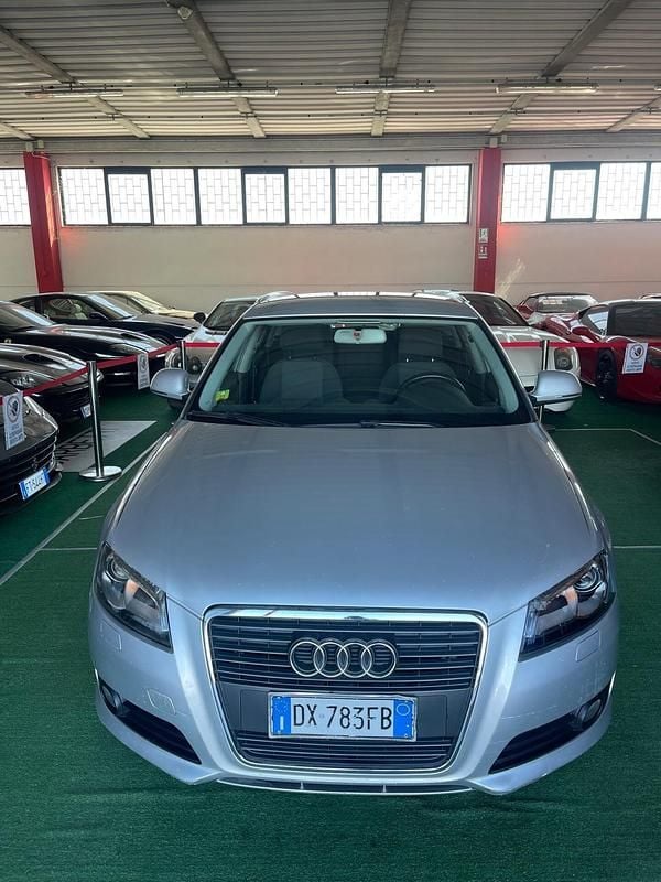 Usata Audi A3 140 CV (102 kW) 2010 Argento Utilitaria
