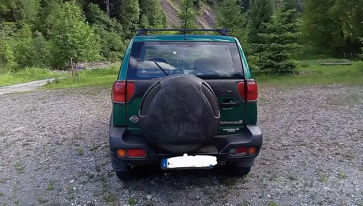 Usata Nissan Terrano 2000 Verde SUV