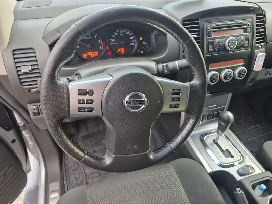 Usata Nissan Navara 231 CV (169 kW) 2010 Pick-up