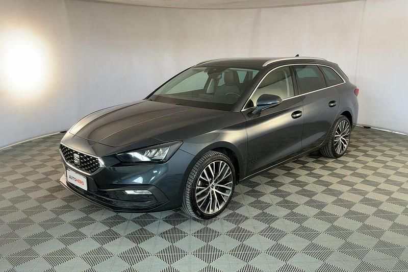 Usata Seat Leon XCELLENCE 150 CV (110 kW) 2021 Grigio