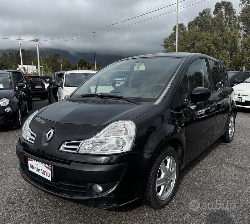 Usata Renault Modus Dynamique 86 CV (63 kW) 2008 Nero Monovolume