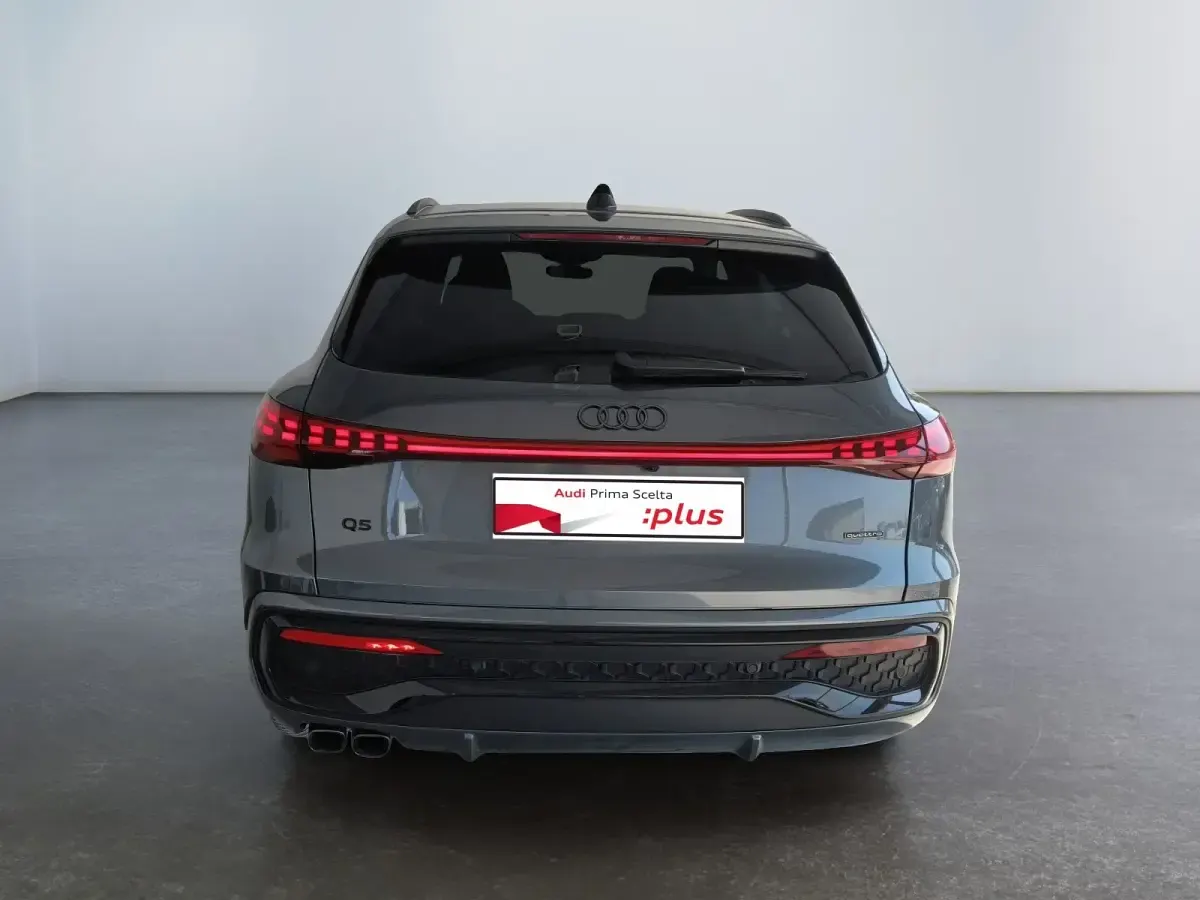 Usata Audi Q5 S-Line 204 CV (150 kW) 2025 Grigio SUV