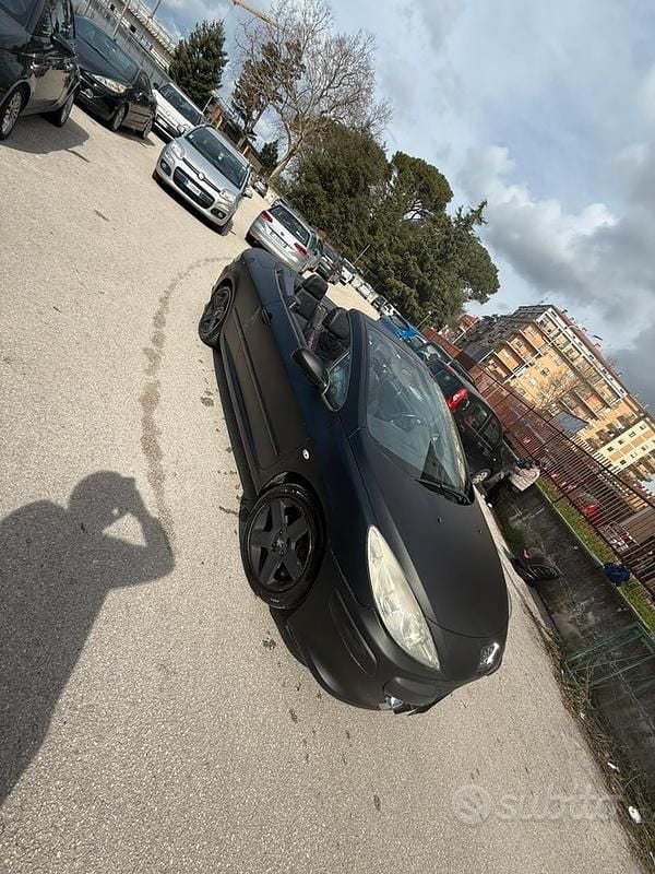 Usata Peugeot 307 CC 2004 Nero Cabrio