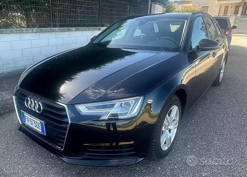 Usata Audi A4 150 CV (110 kW) 2019 Nero Station wagon