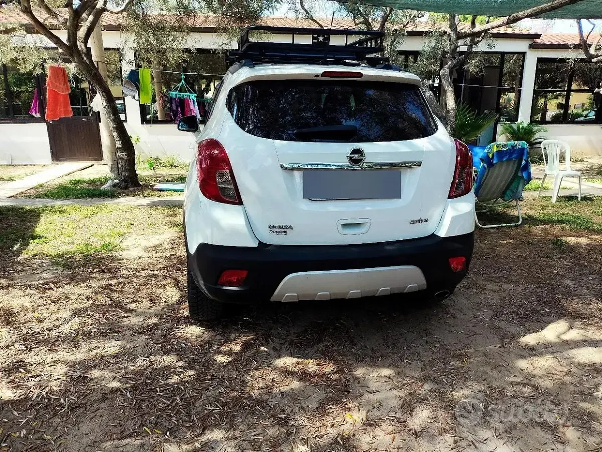 Usata Opel Mokka 136 CV (100 kW) 2015 Bianco SUV