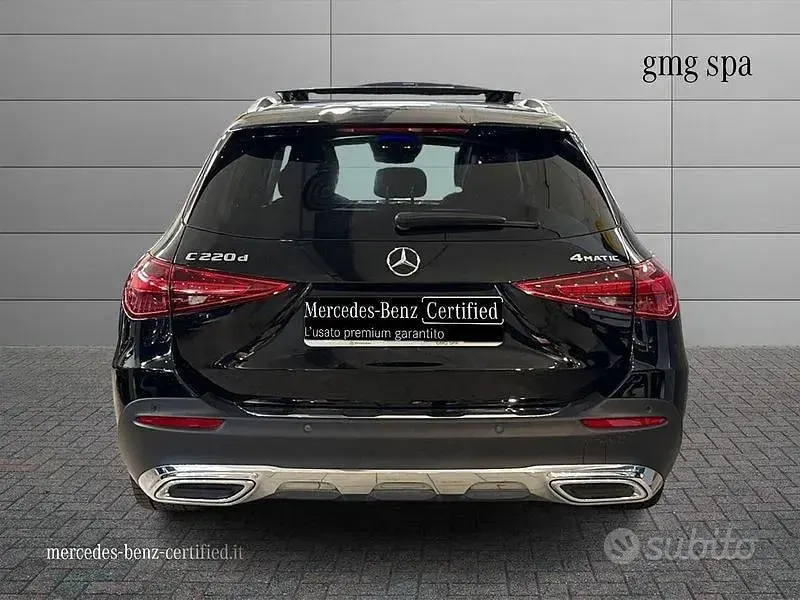 Usata Mercedes C220 Premium Plus 197 CV (144 kW) 2024 Nero Station wagon