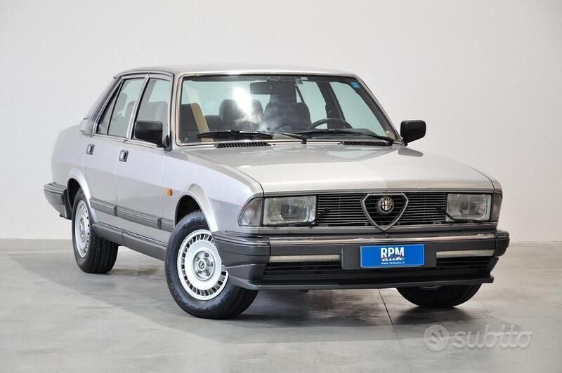 Argento Usata 1986 Alfa Romeo Alfa 6 Tre volumi | 14.990 € - Immagine 1/4
