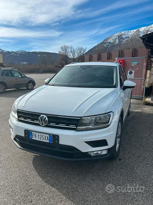 Usata VW Tiguan Business 150 CV (110 kW) 2017 Bianco SUV