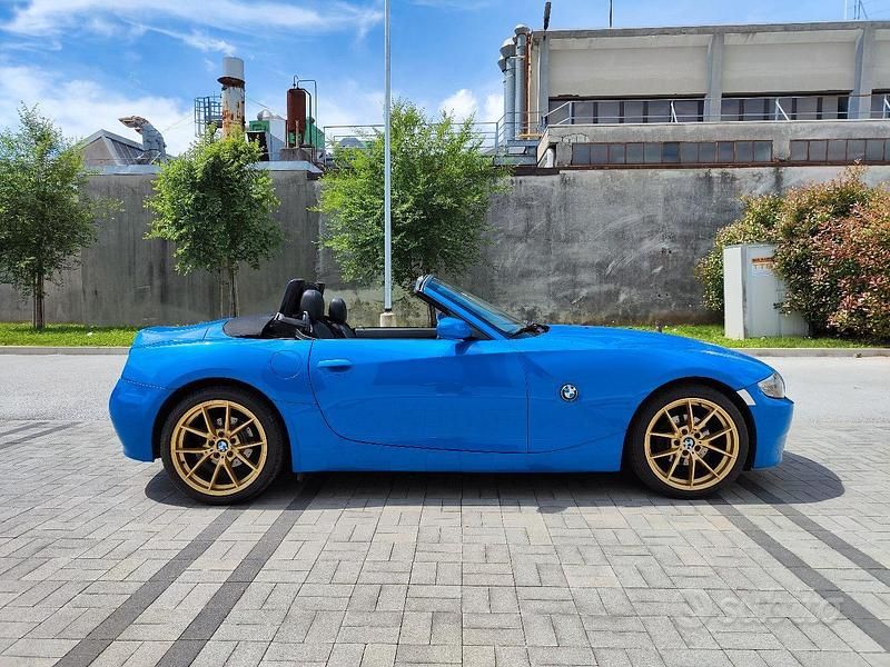 Usata BMW Z4 M Sport 150 CV (110 kW) 2006 Blu/azzurro Cabrio