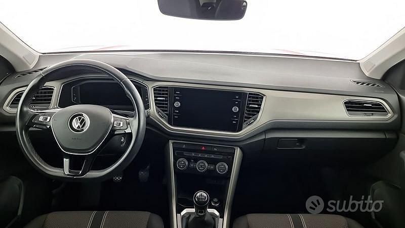 Usata VW T-Roc Style 110 CV (80 kW) 2021 Rosso SUV