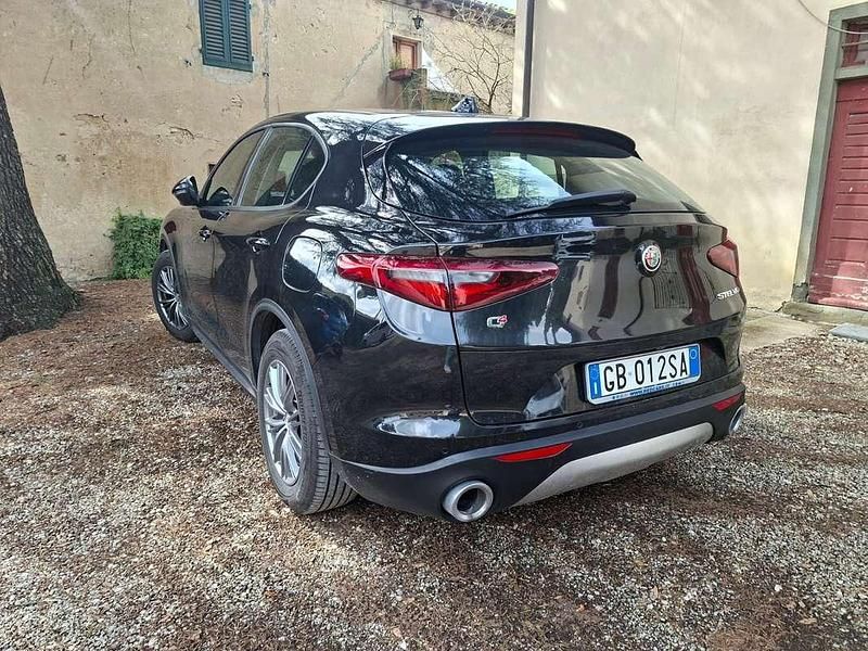 Usata Alfa Romeo Stelvio 190 CV (139 kW) 2020 Nero SUV