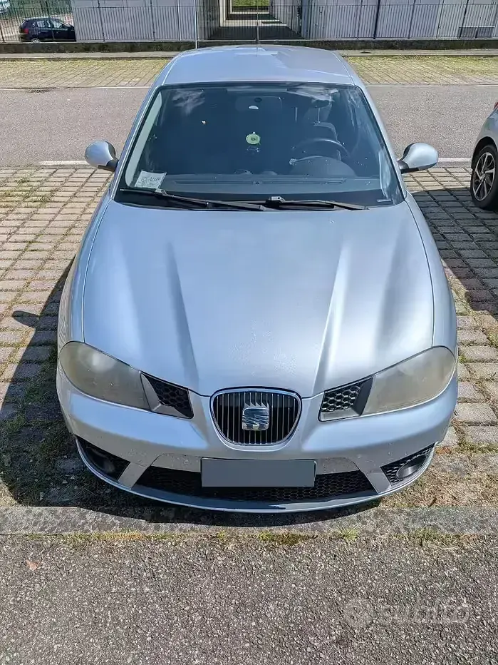 Brugt Seat Ibiza 80 HK (58 kW) 2009 Grå Sedan