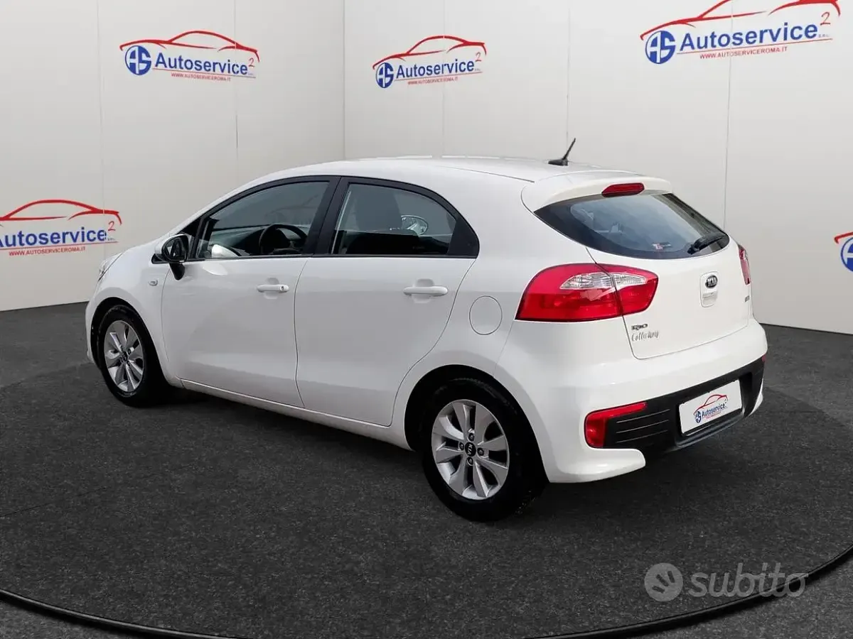 Usata Kia Rio 83 CV (61 kW) 2016 Bianco Utilitaria