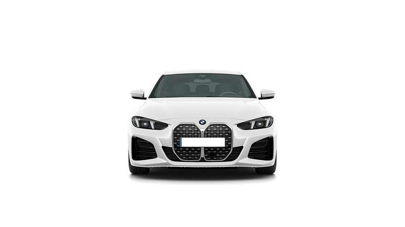 Usata BMW 420 M Sport 184 CV (135 kW) 2023 Bianco Coupé