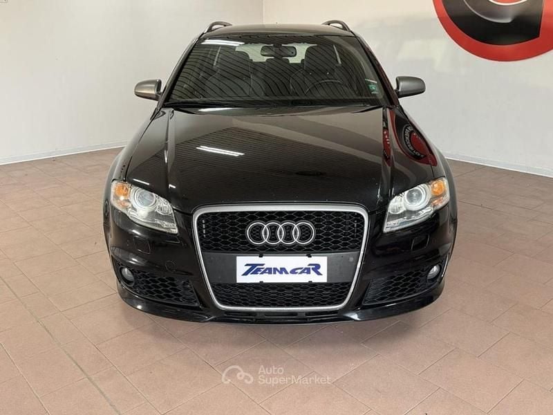 Usata Audi RS4 420 CV (308 kW) 2006 Nero Station wagon