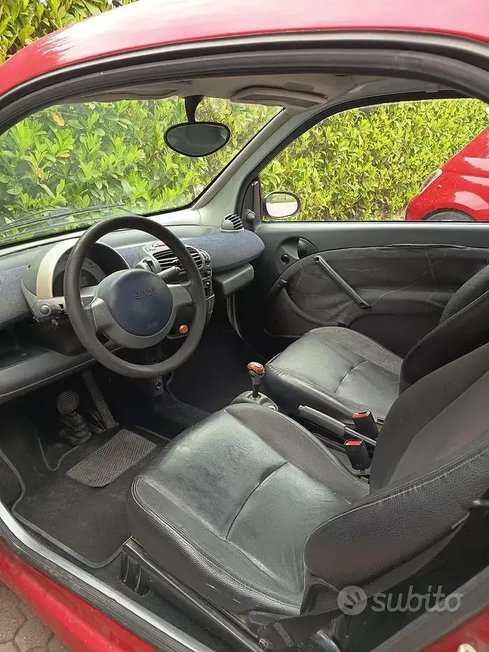 Usata Smart ForFour 75 CV (55 kW) 2004 Rosso Utilitaria