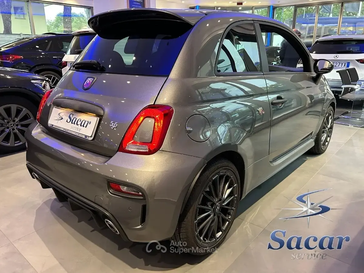 Usata Abarth 595 165 CV (121 kW) 2024 Gray SUV