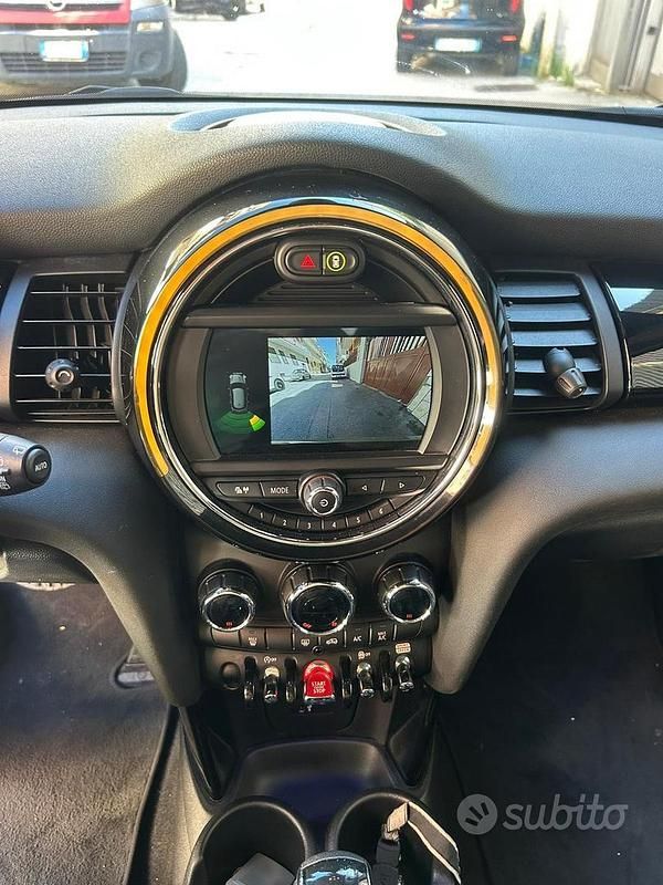 Usata Mini Cooper SD 170 CV (125 kW) 2018 Utilitaria