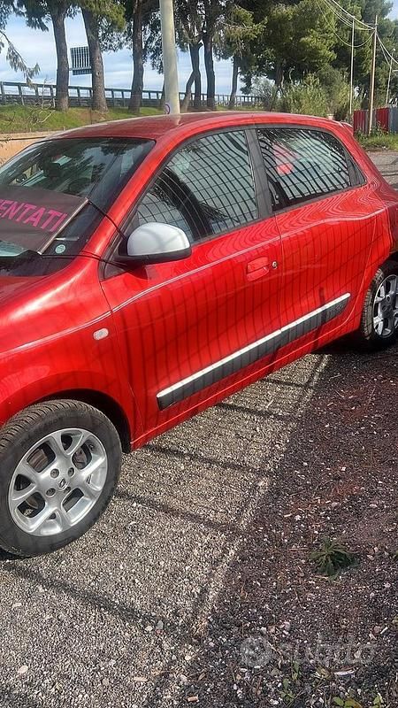 Usata Renault Twingo 71 CV (52 kW) 2014 Rosso Utilitaria