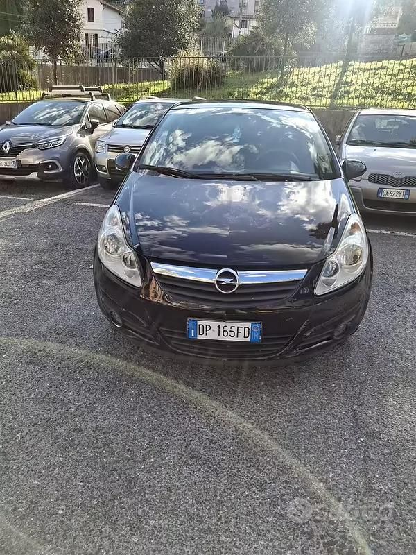 Usata Opel Corsa 75 CV (55 kW) 2008 Nero Utilitaria