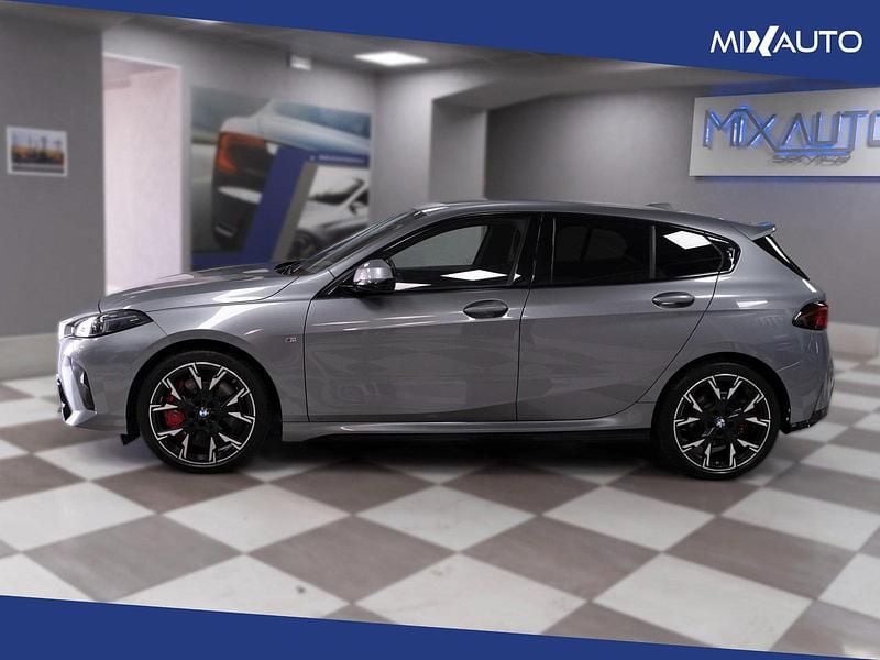 Usado BMW 118 M Sport 150 CV (110 kW) 2025 Gris Utilitario