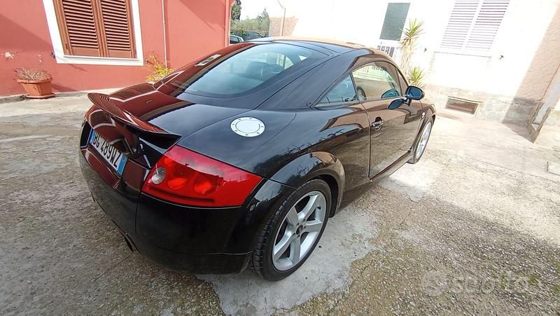 Usata Audi TT 180 CV (132 kW) 2000 Nero Coupé