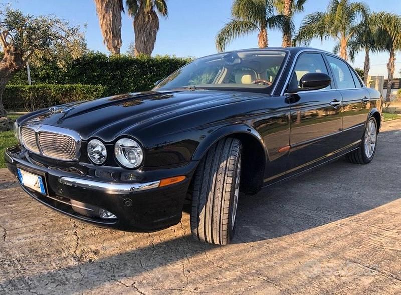Usata Jaguar XJ8 298 CV (219 kW) 2003 Berlina