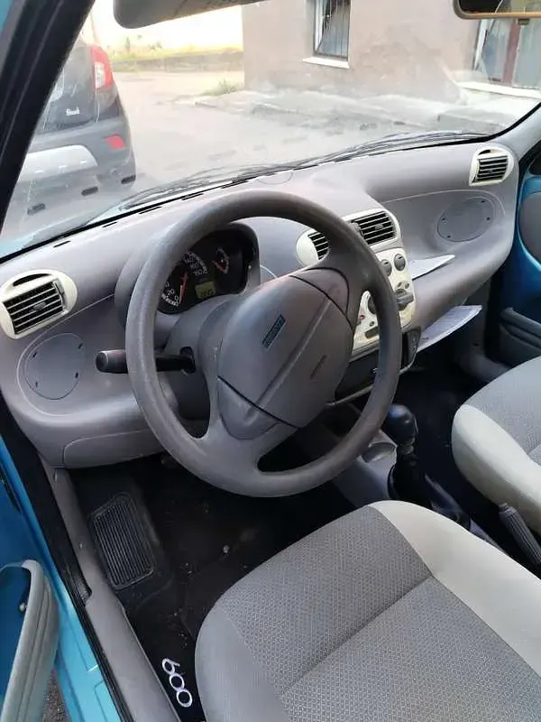 Usata Fiat 600 54 CV (39 kW) 2006 Utilitaria