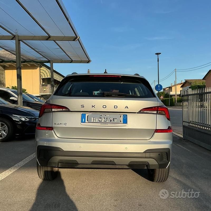 Usata Skoda Kamiq Selection 95 CV (69 kW) 2025 Grigio SUV
