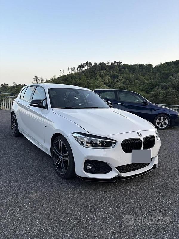 Begagnad BMW 118 M Sport 150 HK (110 kW) 2019 Vit Halvkombi