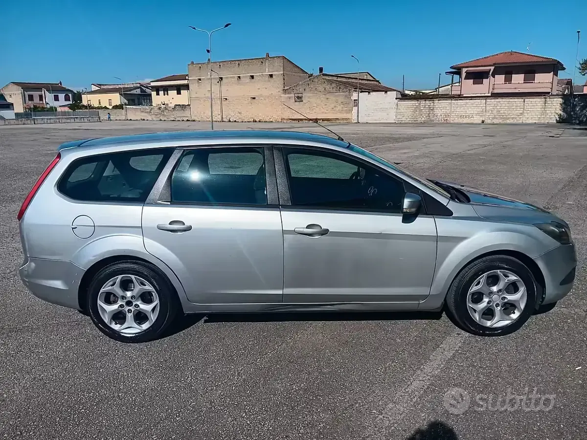 Begagnad Ford Focus 100 HK (73 kW) 2016 Kombi