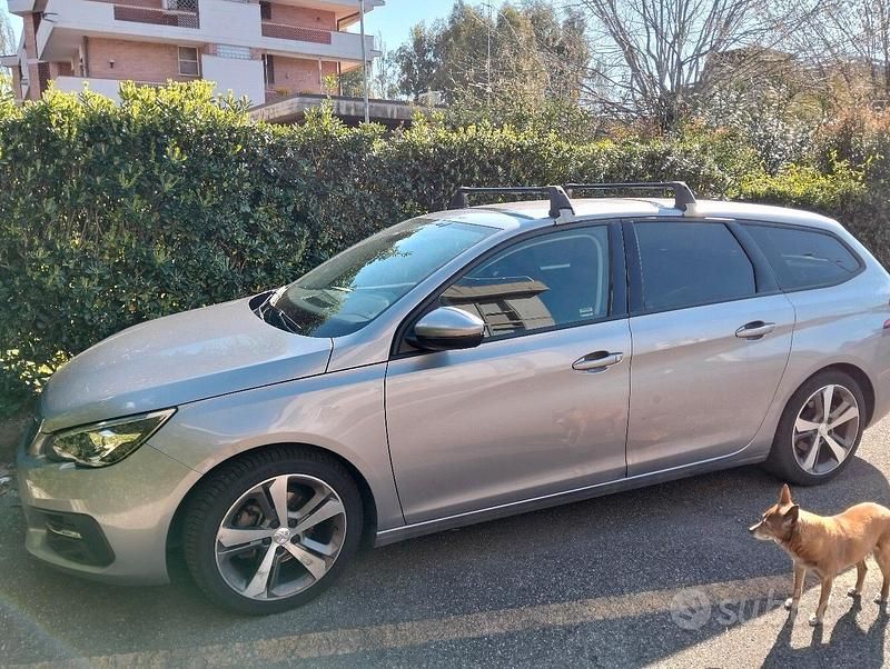 Usata Peugeot 308 SW 2019 Grigio Station wagon