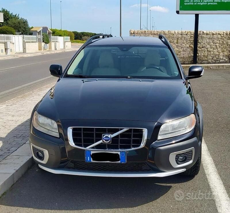 Usata Volvo XC70 185 CV (136 kW) 2008 Nero SUV