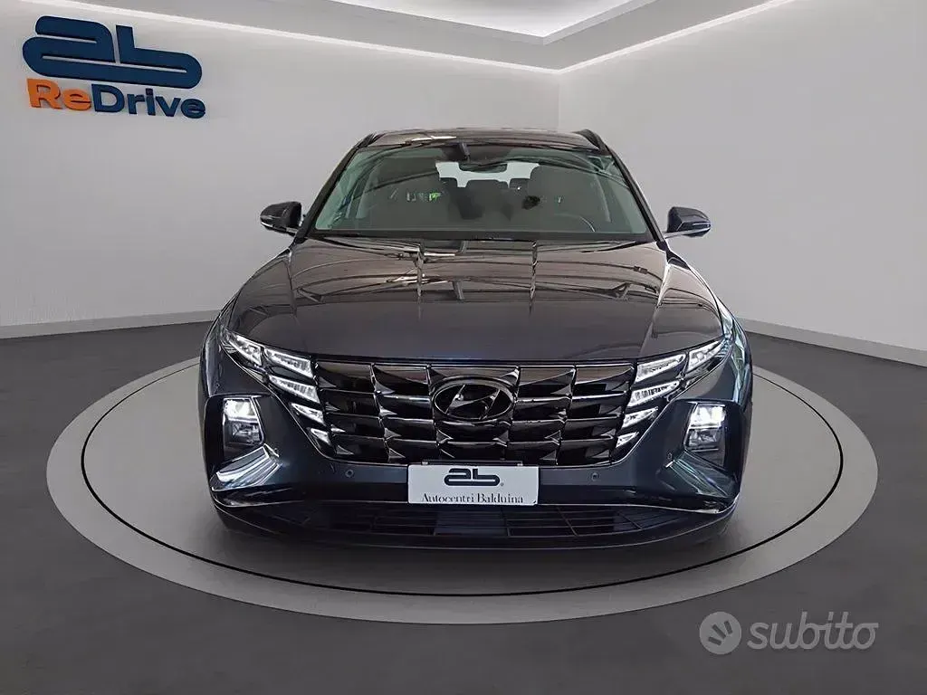 Usata Hyundai Tucson 230 CV (169 kW) 2023 Grigio graphite metalizzato SUV