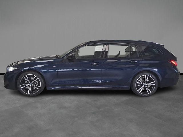 Usata BMW 320 M Sport 190 CV (139 kW) 2023 Blu / metallizzato Station wagon
